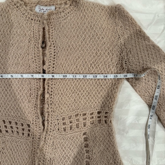 Beautiful crochet sweater - Picture 15 of 15